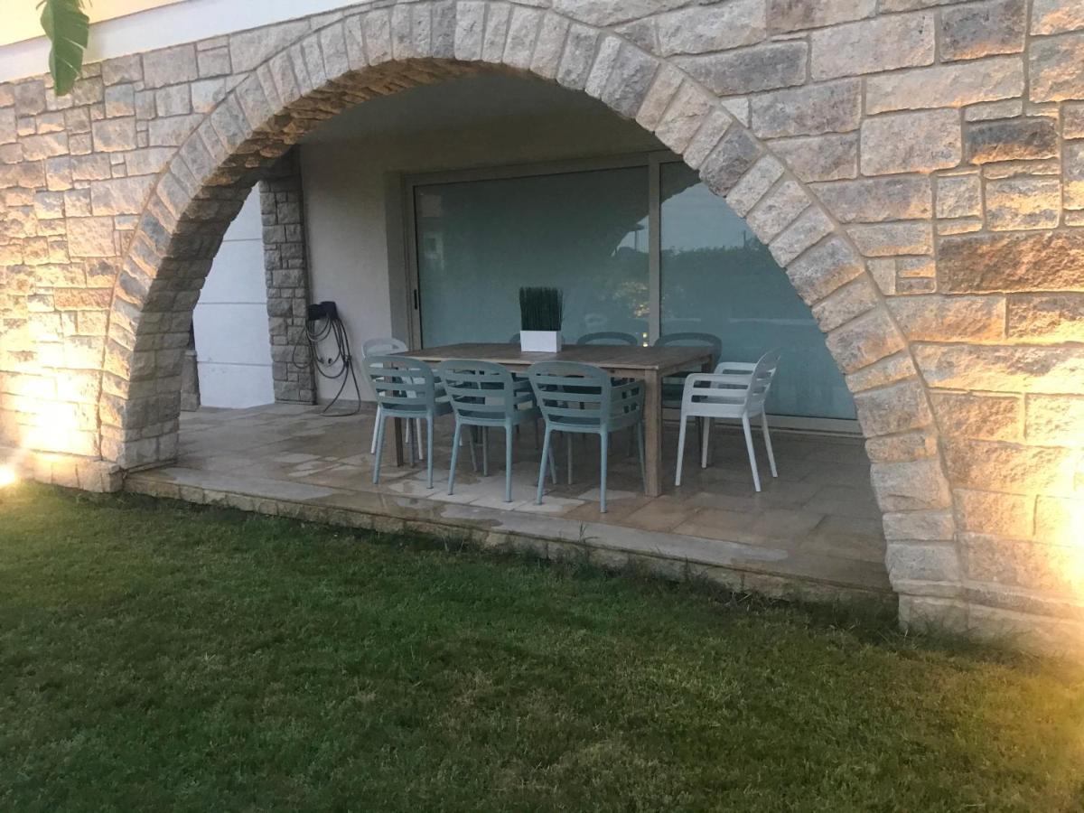 Aerides Luxury Villa Palaiontsiflikion Luaran gambar