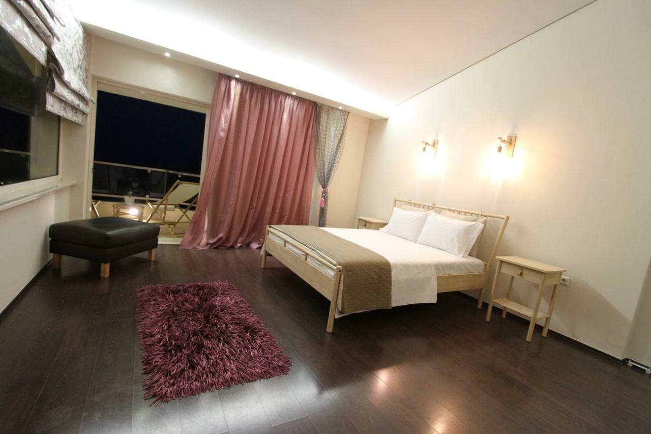 Aerides Luxury Villa Palaiontsiflikion Luaran gambar
